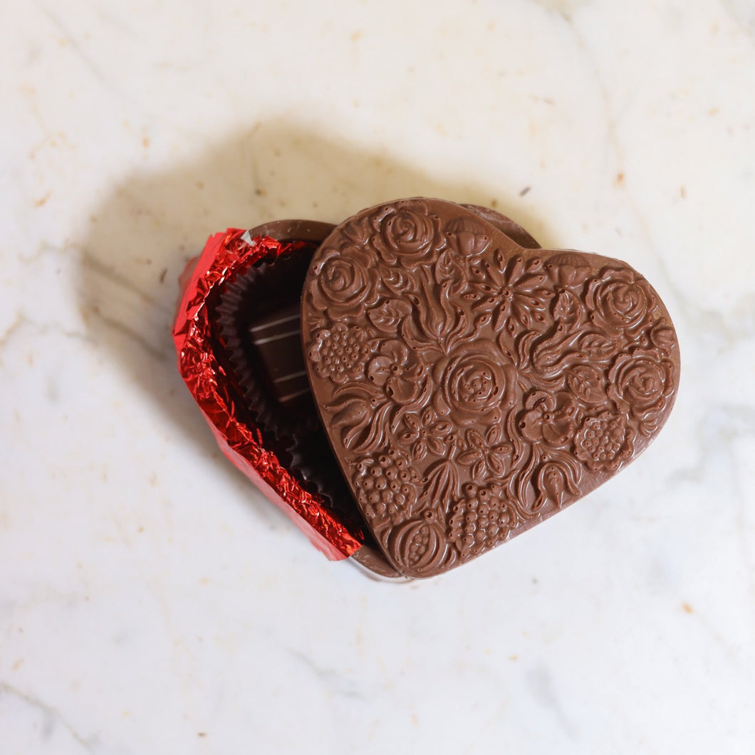 Victorian Floral Heart Shaped Chocolate Box